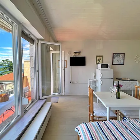 Nada Apartment *